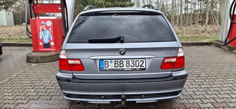 Gebraucht BMW 318 143 PS (105 kW) 2005 Grau Kombi