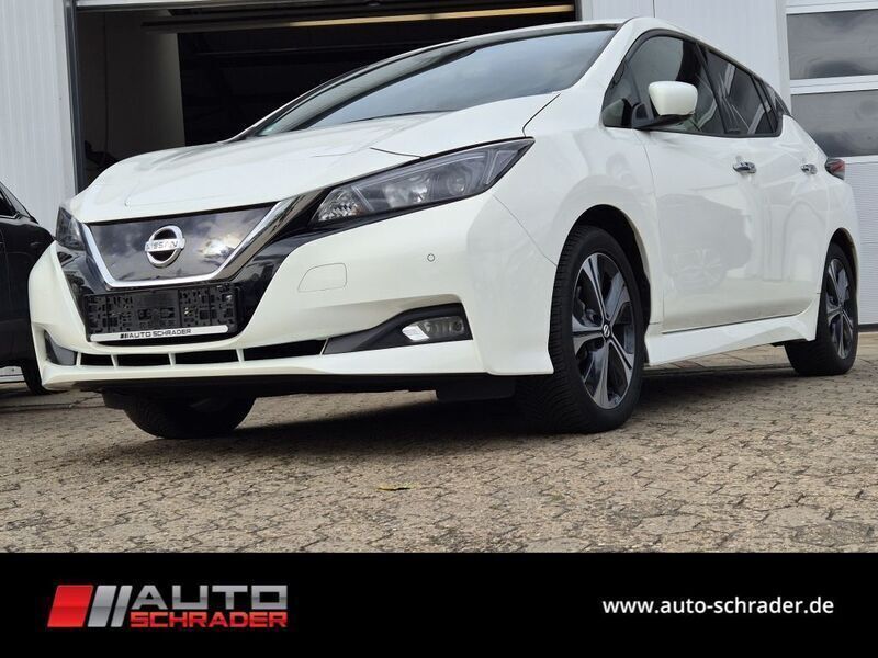 Weiß Gebraucht 2021 Nissan Leaf N-Connecta Kleinwagen | 14.950 € (Fairer Preis) - Bild 1/4