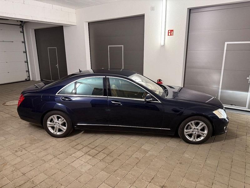 Gebraucht Mercedes S350 272 PS (200 kW) 2007 Blau Limousine