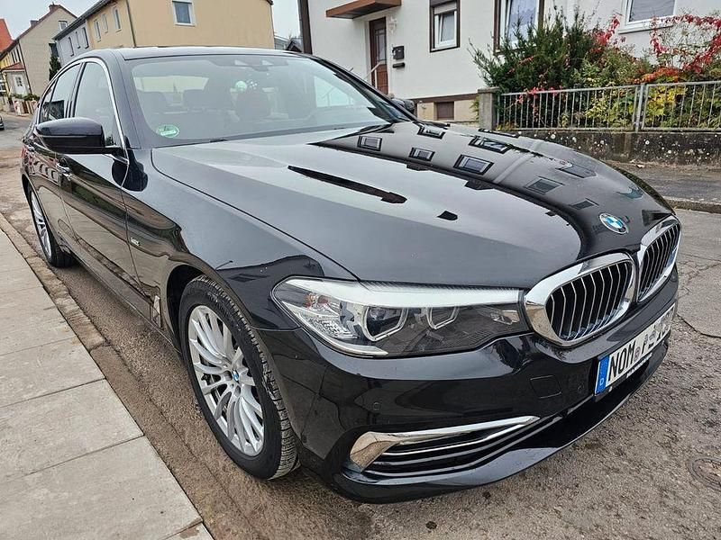 Schwarz Gebraucht 2018 BMW 530 Luxury Line Limousine | 22.500 € (Superpreis) - Bild 1/4