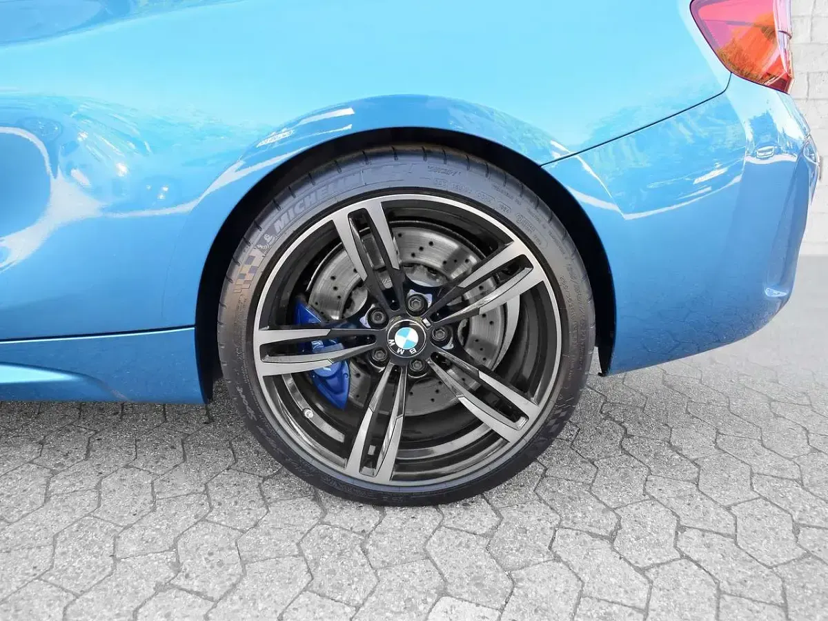 Gebraucht BMW M2 Sport Line 370 PS (272 kW) 2017 Long beach blau Coupé