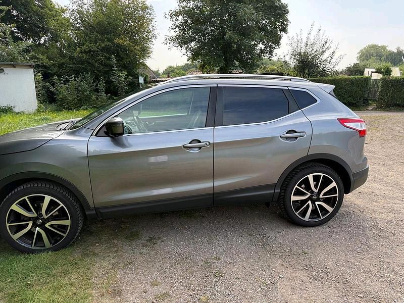 Gebraucht Nissan Qashqai 130 PS (95 kW) 2016 SUV