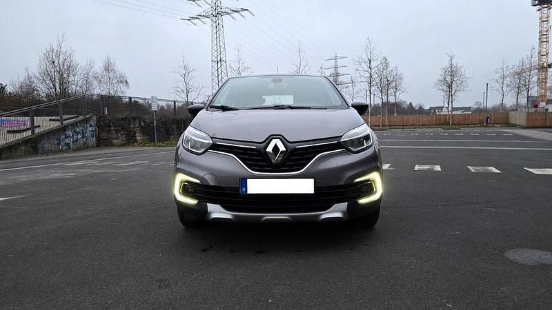 Gebraucht Renault Captur Intens 90 PS (66 kW) 2017 Grau SUV