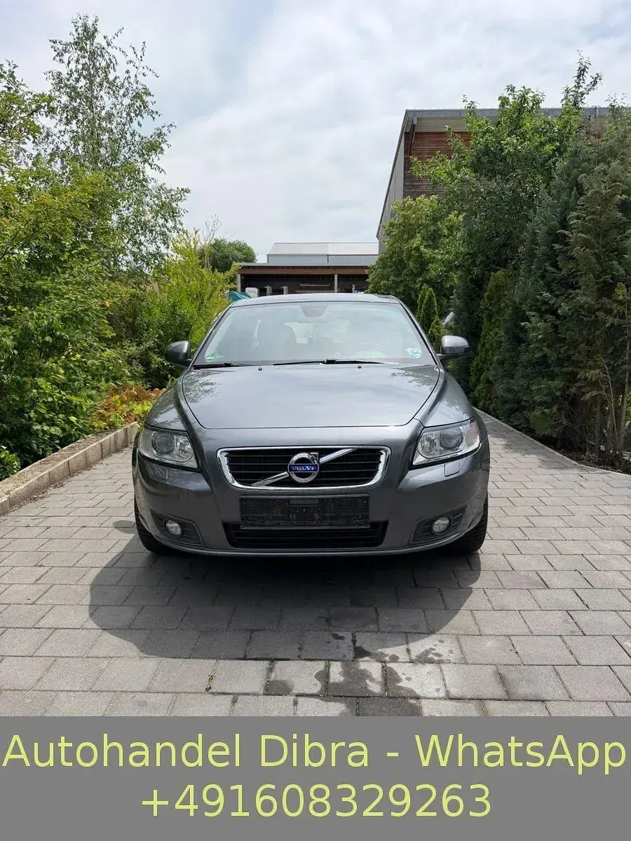 Gebraucht Volvo V50 Business Edition 114 PS (83 kW) 2011 Grau Kombi