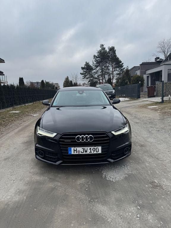 Gebraucht Audi A6 Ambiente 272 PS (200 kW) 2016 Schwarz Limousine