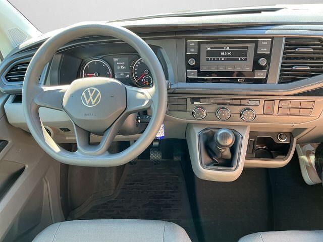 Gebraucht VW Transporter 110 PS (80 kW) 2024 Candyweiß Van