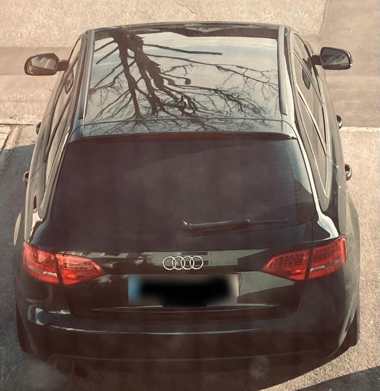 Używany Audi A4 120 KM (88 kW) 2010 Czarny Kombi