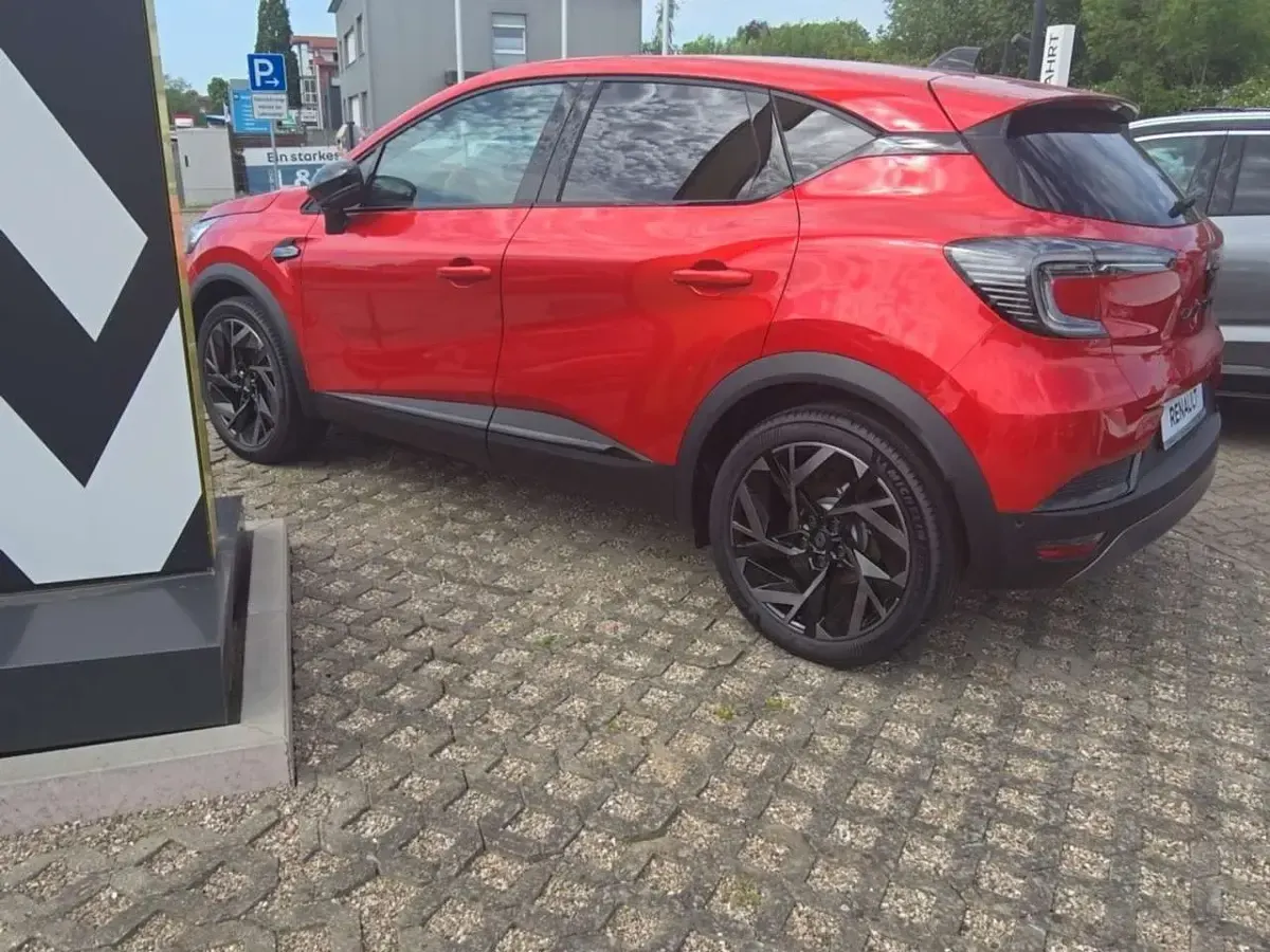 Neu Renault Captur Esprit Alpine 143 PS (105 kW) 2025 Rot SUV