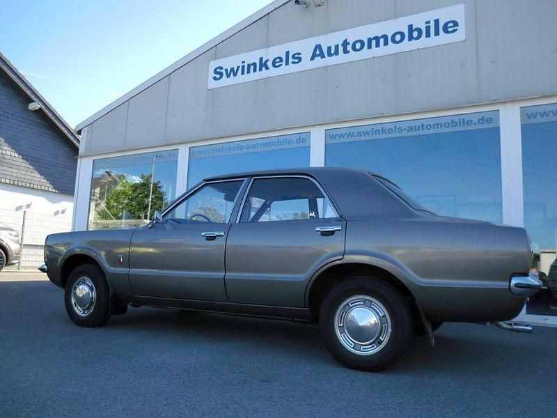 Grau Gebraucht 1973 Ford Taunus Limousine | 11.999 € - Bild 1/4