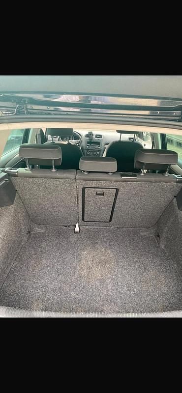 Gebraucht VW Golf VI 86 PS (63 kW) 2012 Schwarz Kleinwagen