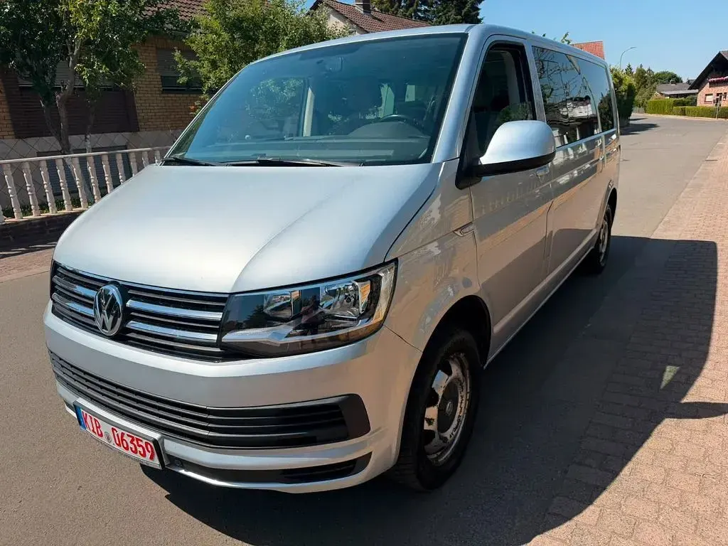 Gebraucht VW Caravelle 204 PS (150 kW) 2016 Silber Van