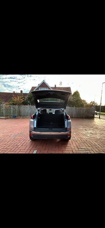 Grau Gebraucht 2019 Peugeot 3008 Crossway SUV | 17.100 € (Fairer Preis) - Bild 1/4