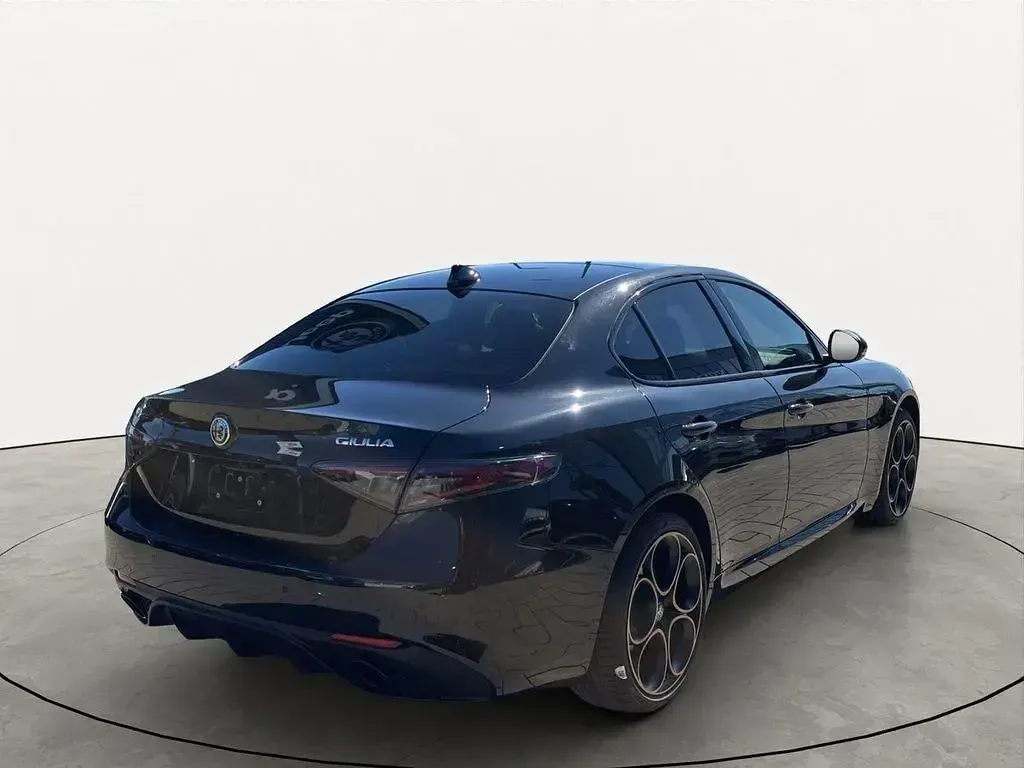 Neu Alfa Romeo Giulia 280 PS (205 kW) 2026 Schwarz Limousine