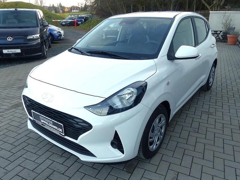 Neu Hyundai i10 Select 63 PS (46 kW) 2025 Atlas white / sol Kleinwagen