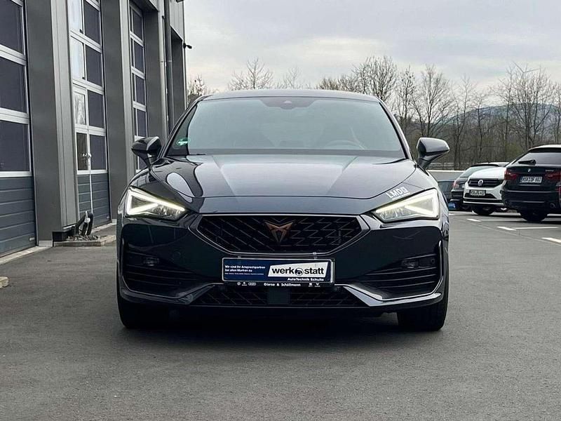 Gebraucht Cupra Leon VZ 150 PS (110 kW) 2022 "magnetic tech" Kleinwagen