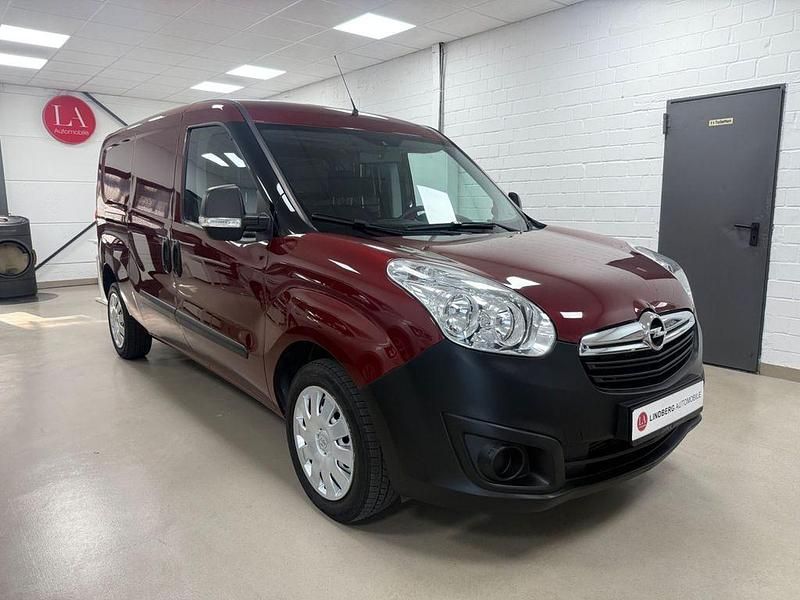Gebraucht Opel Combo 95 PS (69 kW) 2018 Rot Van / Kleinbus