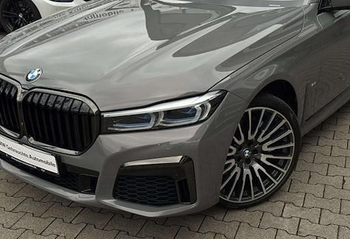 Gebraucht BMW 730 Executive 286 PS (210 kW) 2021 Grau Limousine