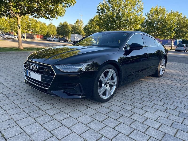 Schwarz Gebraucht 2022 Audi A7 Sportback S-Line Kleinwagen | 53.490 € (Etwas zu teuer) - Bild 1/4