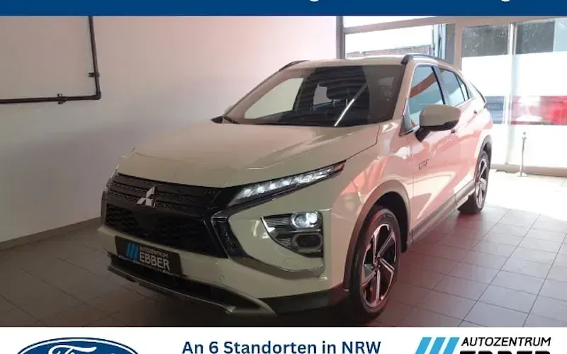 Używany Mitsubishi Eclipse Cross Plus 188 KM (138 kW) 2022 Biały SUV