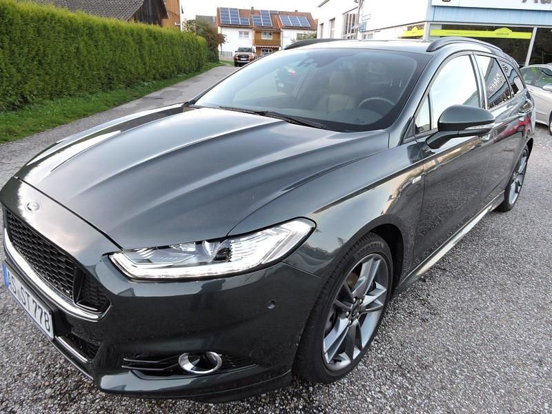 Gebraucht Ford Mondeo ST-Line 180 PS (132 kW) 2018 Grün Kombi