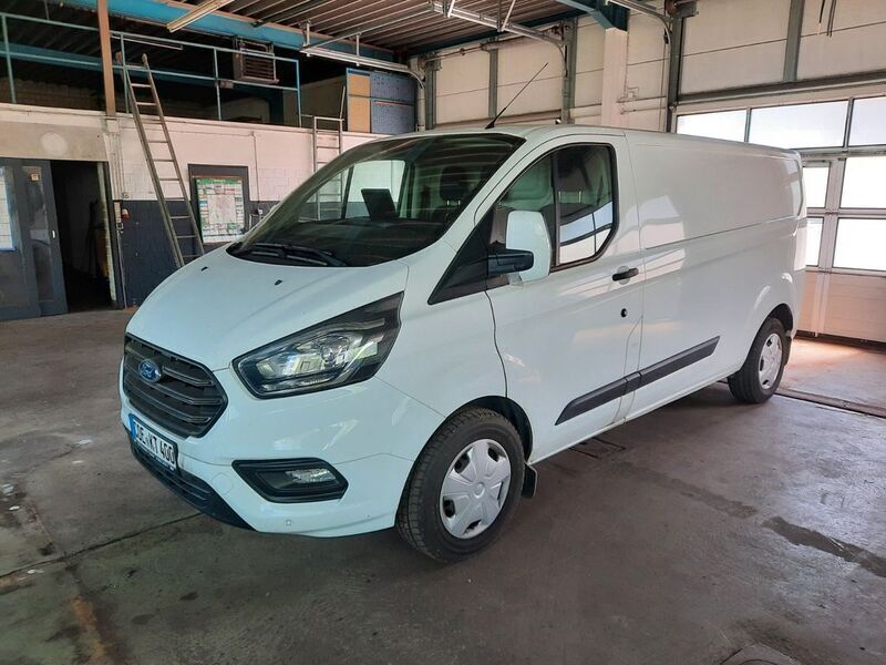 Weiß Gebraucht 2018 Ford Transit Custom Trend Limousine | 17.500 € (Fairer Preis) - Bild 1/4
