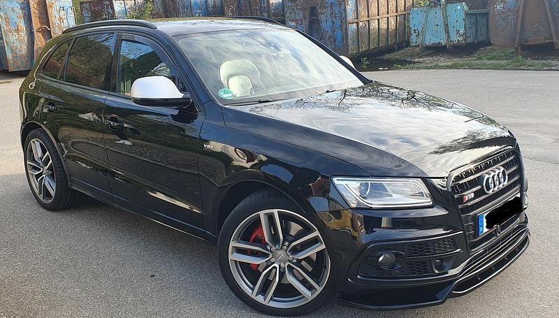 Schwarz Gebraucht 2015 Audi SQ5 Design SUV | 23.762 € (Teuer) - Bild 1/4