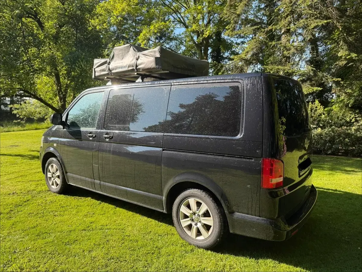 Gebraucht VW Multivan 140 PS (102 kW) 2009 Schwarz Van / Kleinbus