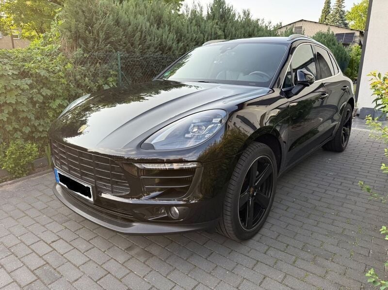 Schwarz Gebraucht 2017 Porsche Macan S SUV | 37.290 € (Superpreis) - Bild 1/4