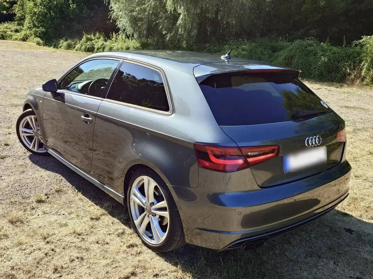 Gebraucht Audi A3 S-Line 122 PS (89 kW) 2013 Grau Limousine