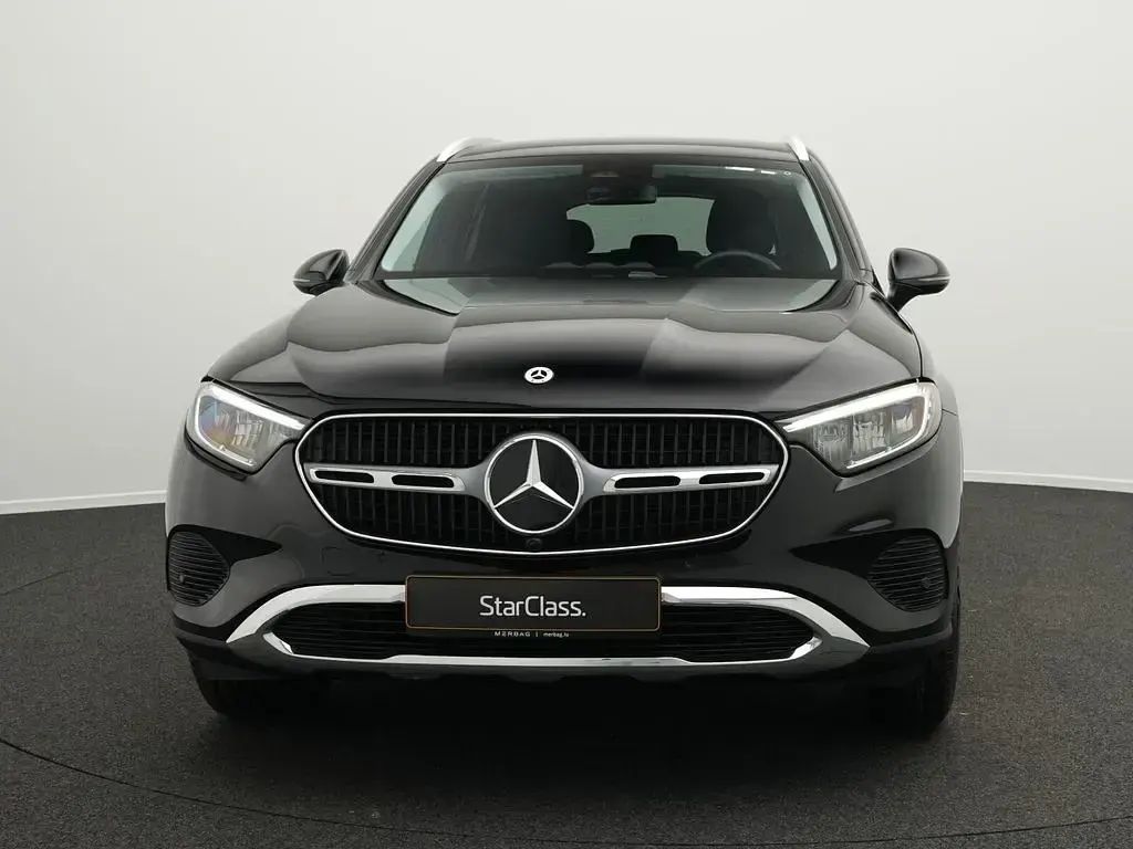 Gebraucht Mercedes GLC200 Advanced 163 PS (119 kW) 2025 Schwarz SUV