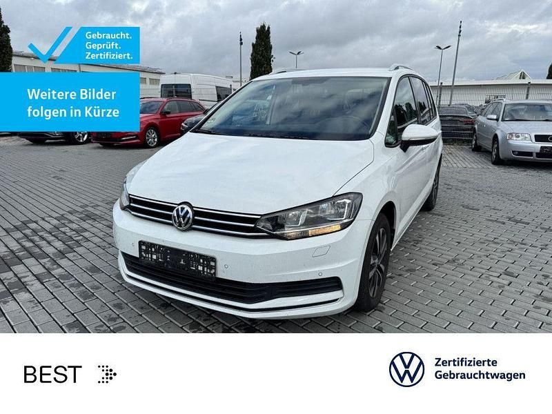 Weiß Gebraucht 2020 VW Touran United Van / Kleinbus | 24.888 € (Fairer Preis) - Bild 1/3