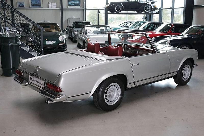 Gebraucht Mercedes W113 150 PS (110 kW) 1965 Silber Cabrio