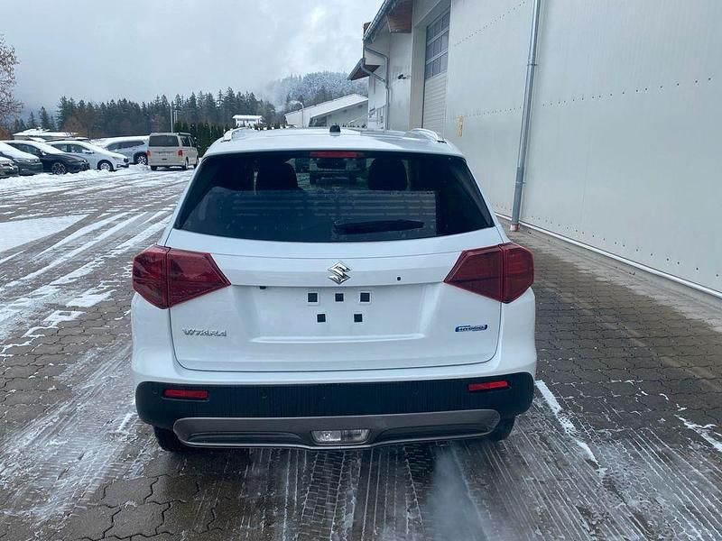 Neu Suzuki Vitara Comfort 110 PS (80 kW) 2025 Weiß SUV
