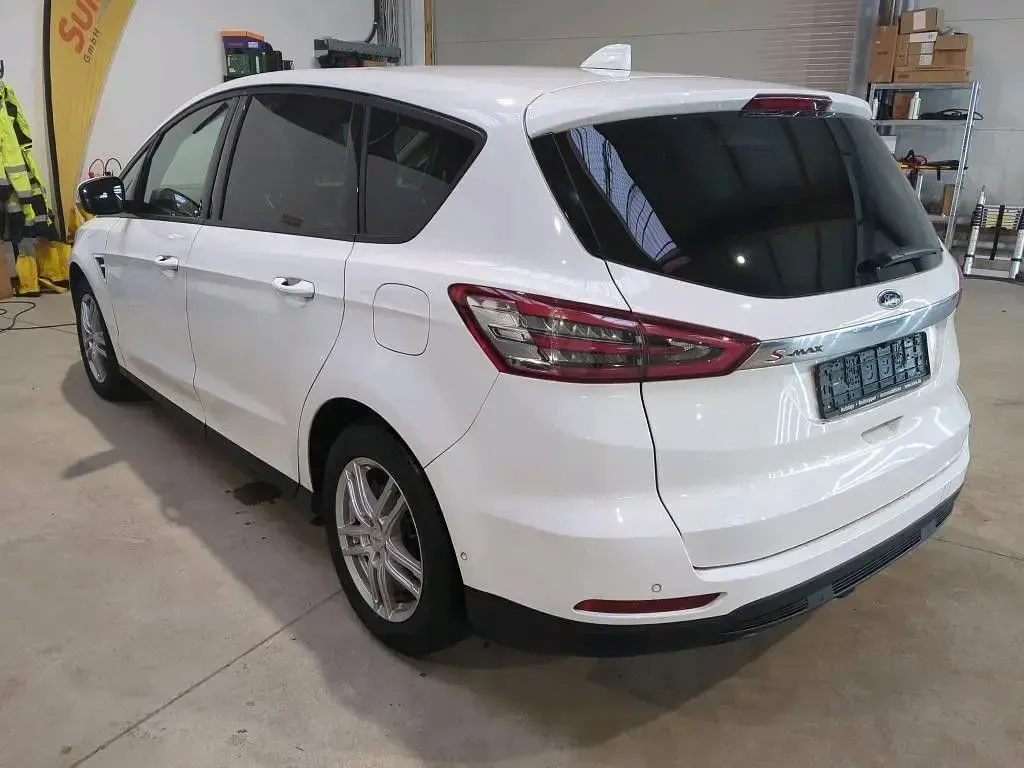Gebraucht Ford S-MAX Trend 150 PS (110 kW) 2021 Weiß Van / Kleinbus