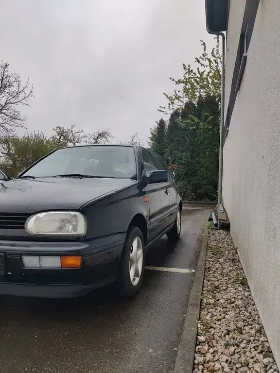Gebraucht VW Golf III 75 PS (55 kW) 1994 Schwarz Limousine
