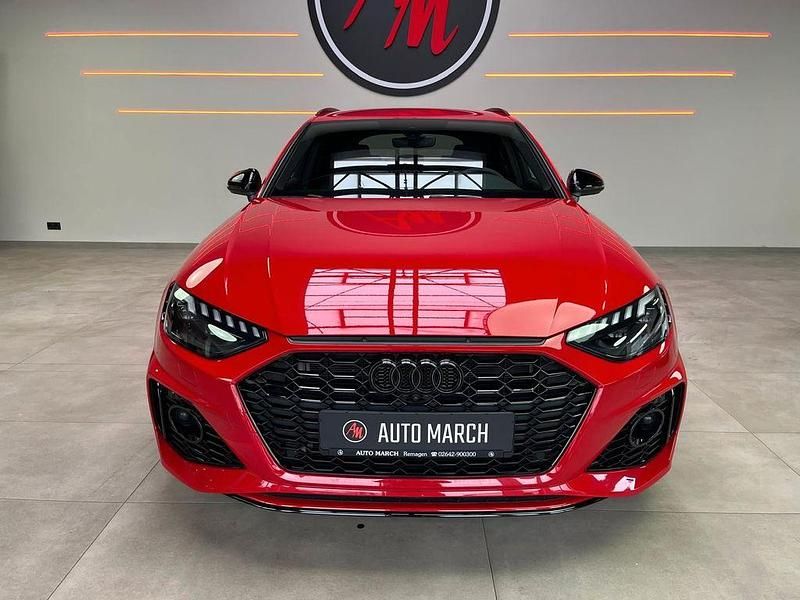 Gebraucht Audi RS4 Sport 450 PS (330 kW) 2023 Rot Kombi