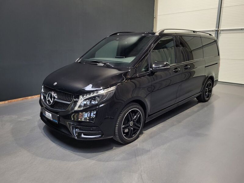 Obsidianschwarz metallic Gebraucht 2022 Mercedes V300 AMG Van / Kleinbus | 57.950 € (Etwas zu teuer) - Bild 1/4