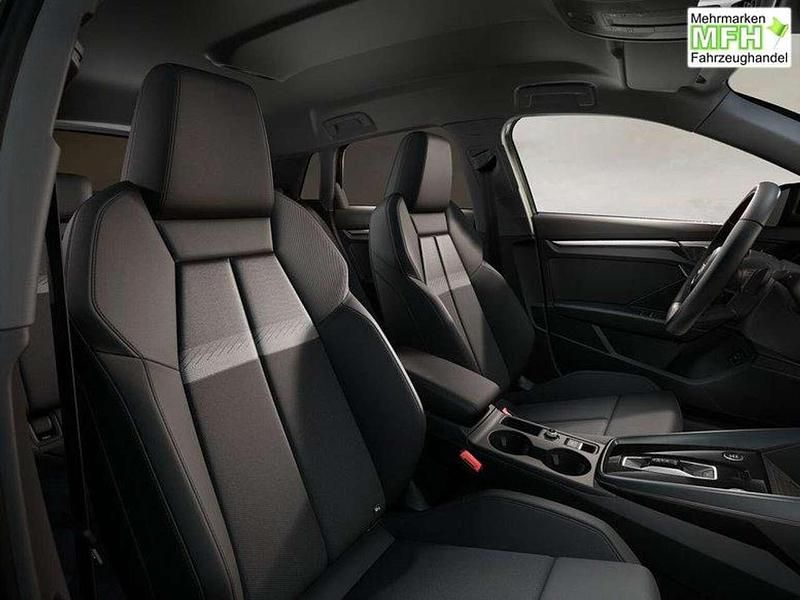 Neu Audi A3 S-Line 150 PS (110 kW) 2026 Distriktgrün metallic Limousine