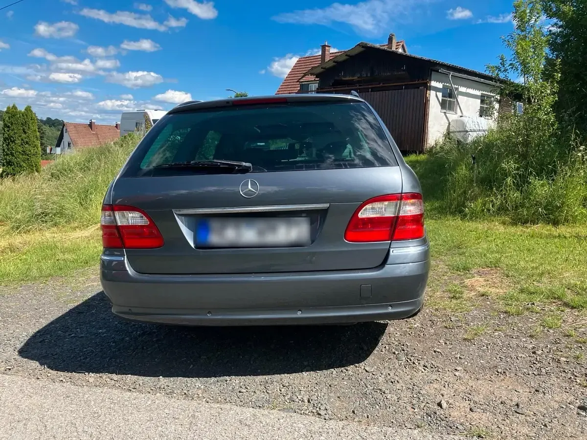 Gebraucht Mercedes E280 Elegance 2005 Grau Kombi
