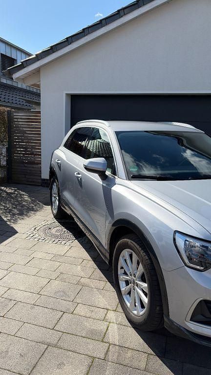 Gebraucht Audi Q3 Advanced 150 PS (110 kW) 2019 Silber SUV
