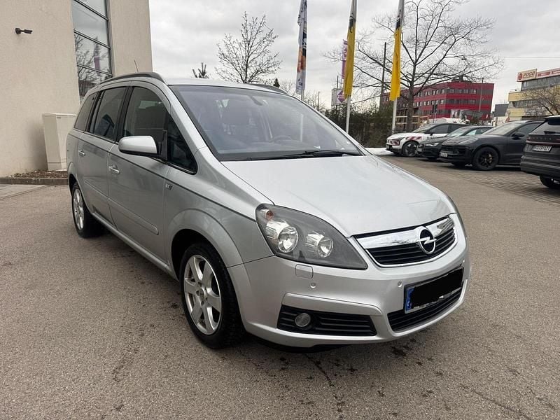 Gebraucht Opel Zafira 105 PS (77 kW) 2006 Silber Van / Kleinbus
