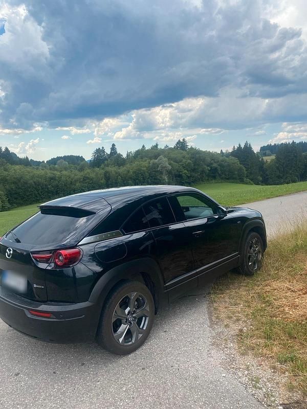 Gebraucht Mazda MX30 106 kW (145 PS) 2023 Schwarz SUV