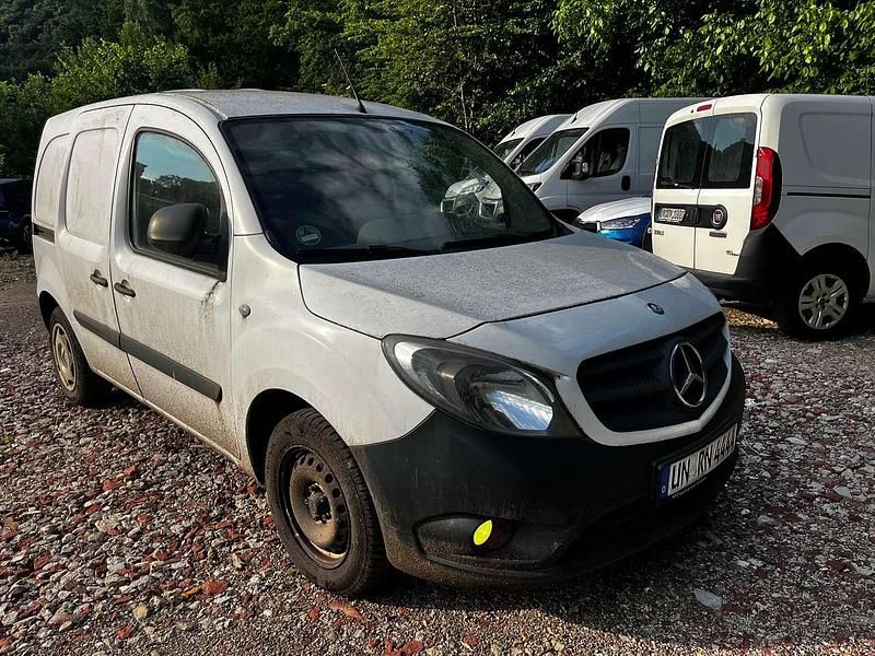 Arktikweiss Gebraucht 2014 Mercedes Citan 108 Van / Kleinbus | 2.750 € (Superpreis) - Bild 1/4