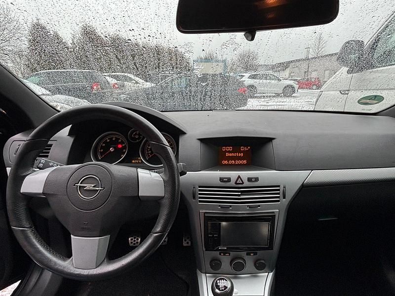 Gebraucht Opel Astra GTC 125 PS (91 kW) 2005 Schwarz Coupé