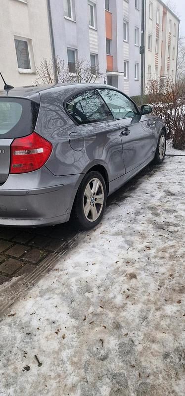 Gebraucht BMW 116 125 PS (91 kW) 2009 Grau Kleinwagen