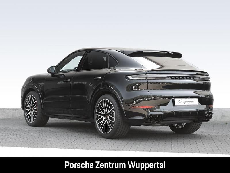 Gebraucht Porsche Cayenne S 475 PS (349 kW) 2024 Chromitschwarzmetallic SUV