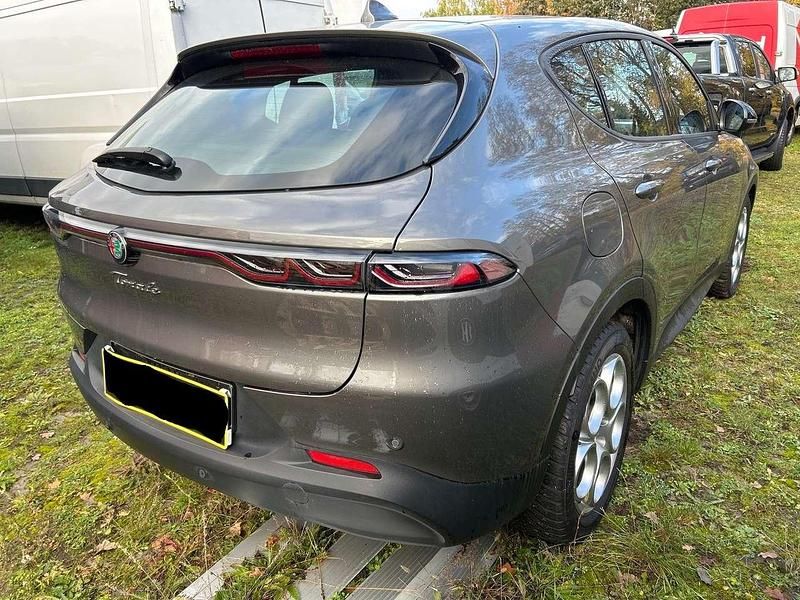 Gebraucht Alfa Romeo Tonale Sprint 131 PS (96 kW) 2023 Grau SUV