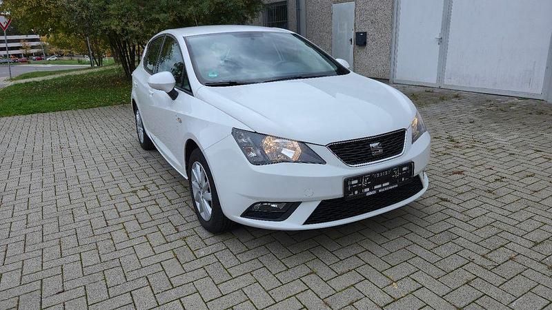 Weiß Gebraucht 2017 Seat Ibiza Style Limousine | 6.690 € (Guter Preis) - Bild 1/4