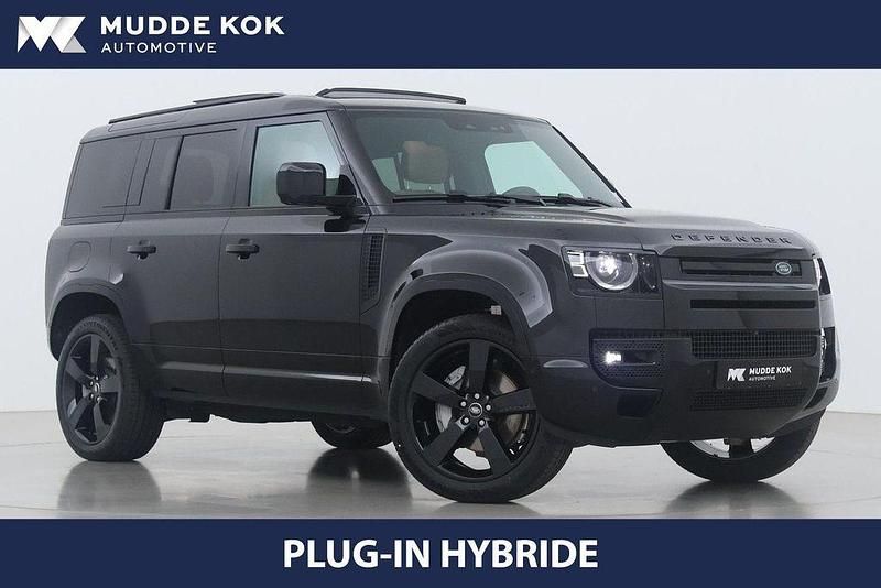 Schwarz Gebraucht 2024 Land Rover Defender Black Edition SUV | 91.900 € (Fairer Preis) - Bild 1/4