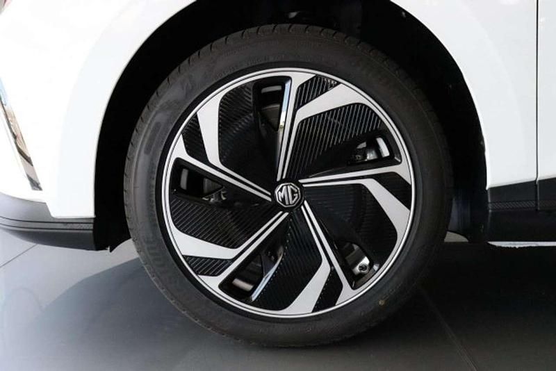 Neu MG MG4 EV 139 kW (190 PS) 2026 Dover white (weiß) Kleinwagen